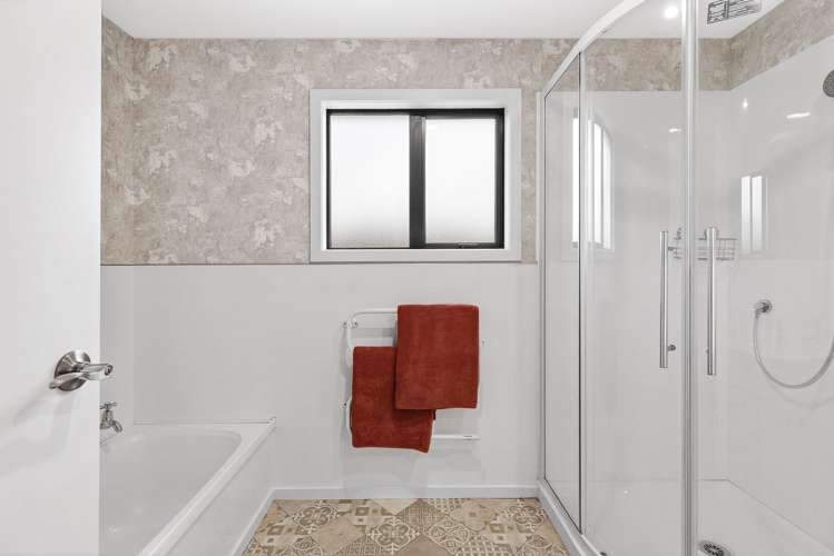 47 Frye Crescent Albert Town_12