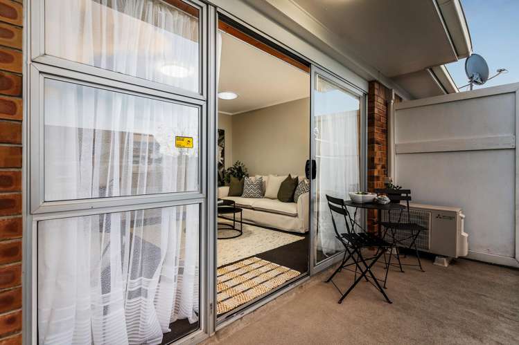 1b The Circle Manly_12