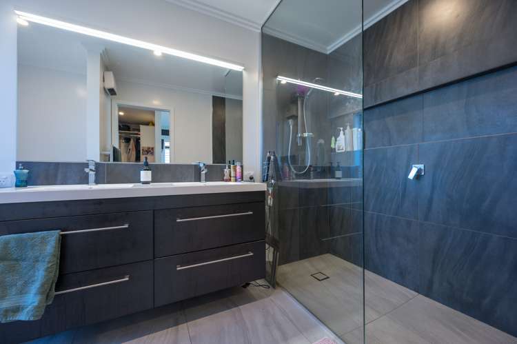 19 Cupola Crescent Richmond_11