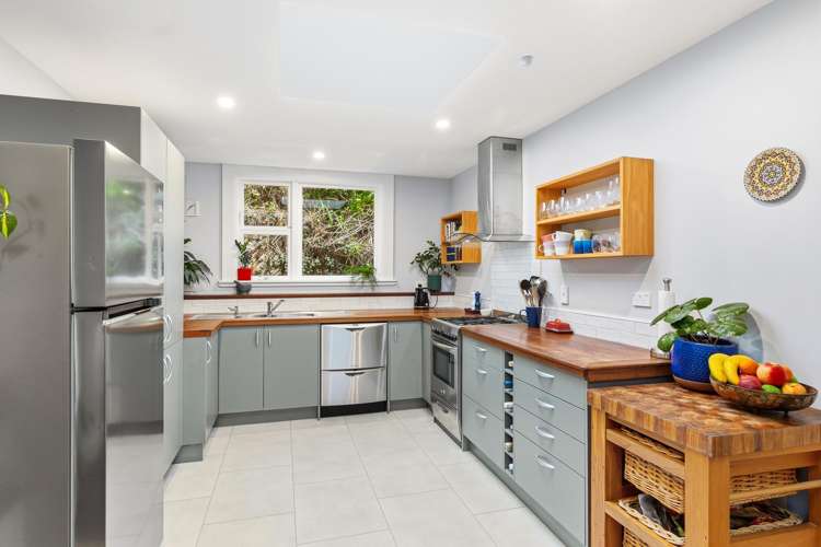 68 Totara Road Miramar_6