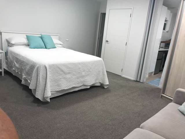 8a/5 Glen Road Browns Bay_2