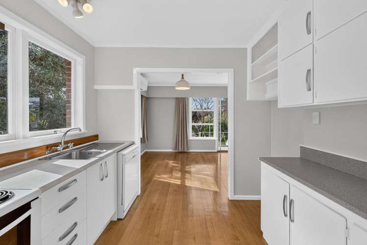 107 A & B Aotea Street Orakei_14