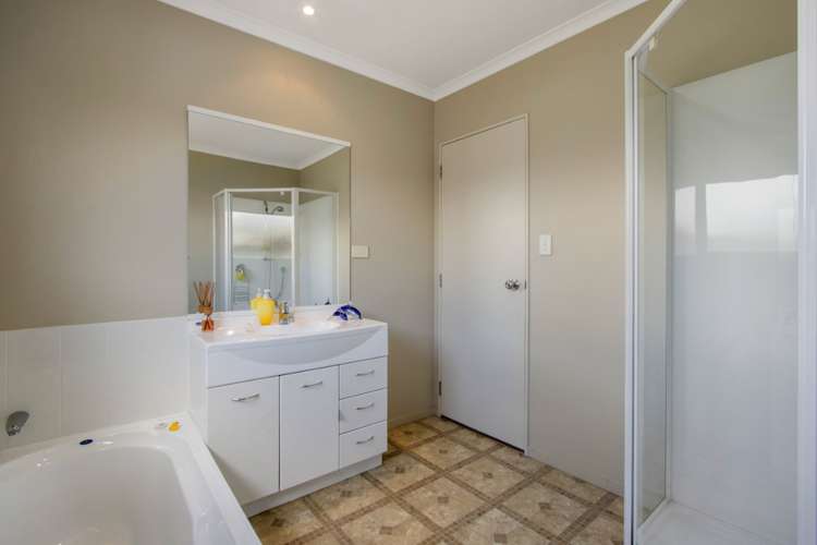 10 Silverton Road Waihi_11