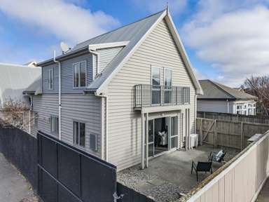 142 Hastings Street East_1