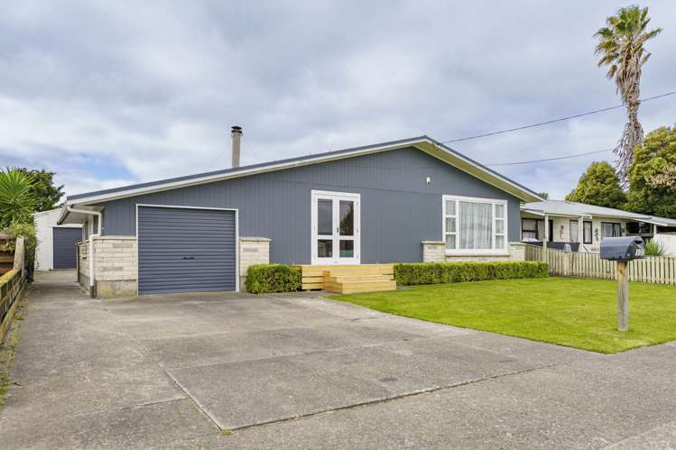 172 Riverbend Road_1