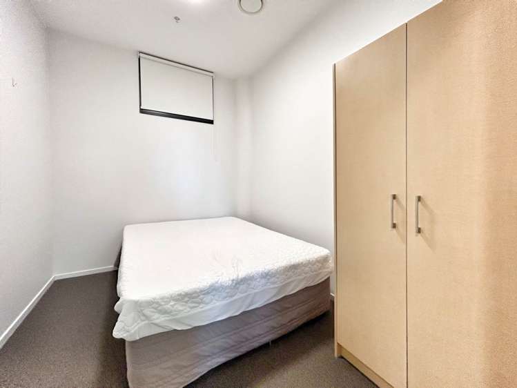 608/17 Putney Way Manukau_8