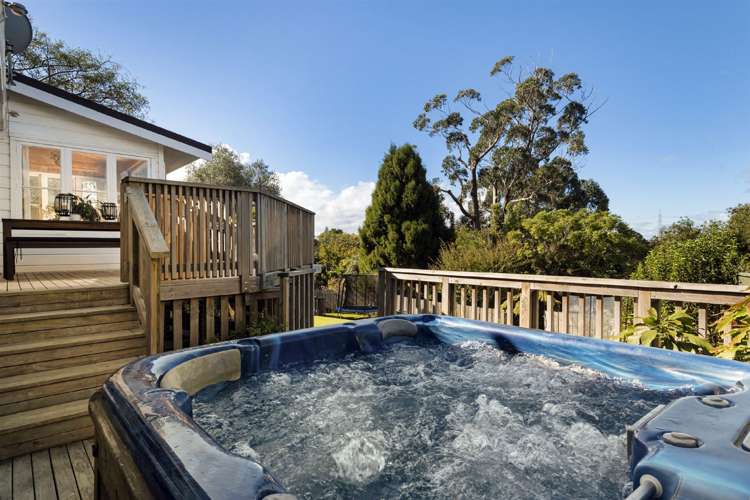 55 Jaemont Avenue Te Atatu South_31