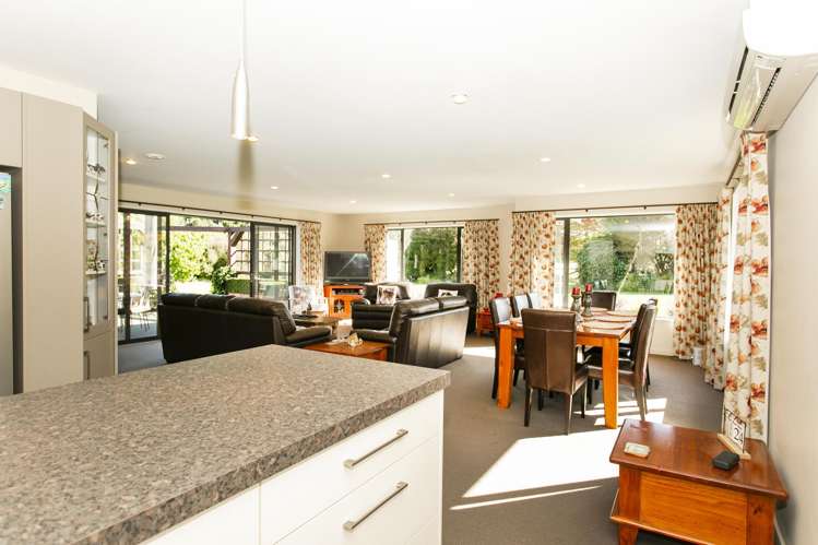 37 Mitcham Road Allenton_10