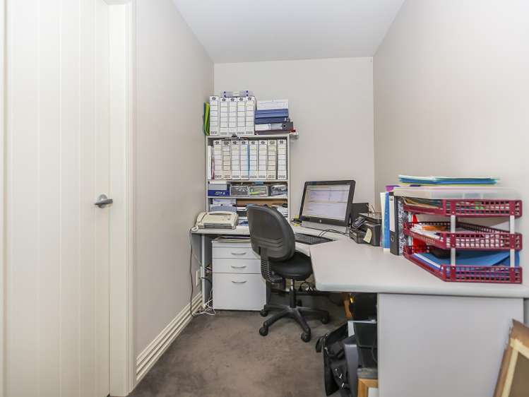 153h Grant Road Thorndon_16