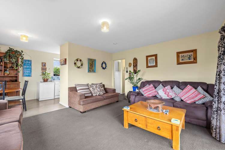 91B Ottawa Road Wainoni_5