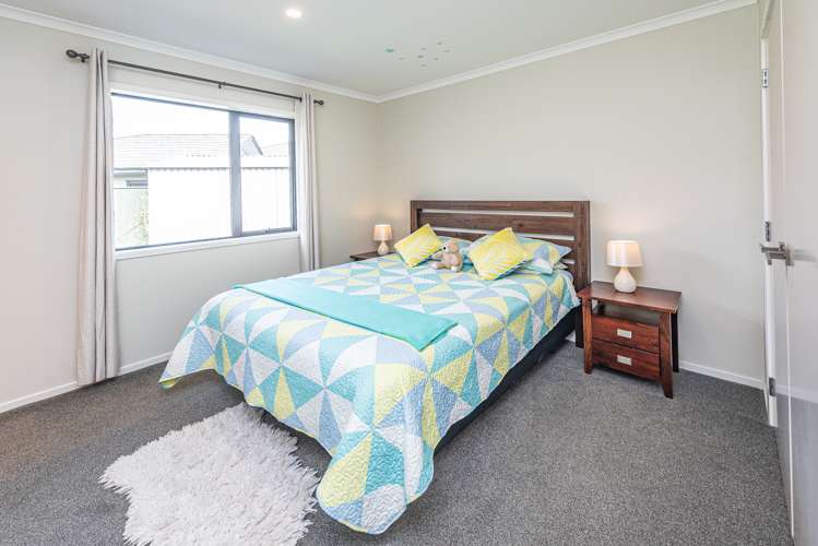 23 Magnolia Crescent Tawhero_11