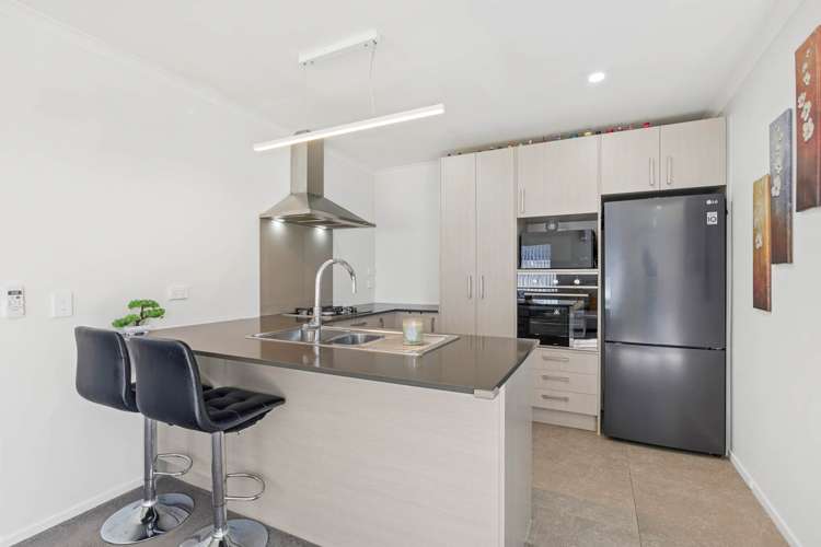 8 Whareatua Avenue Takanini_5