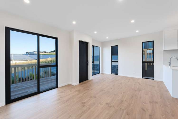 18 & 18a Katote Avenue Swanson_46