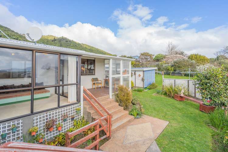 6 Kaka Street Waikanae_16