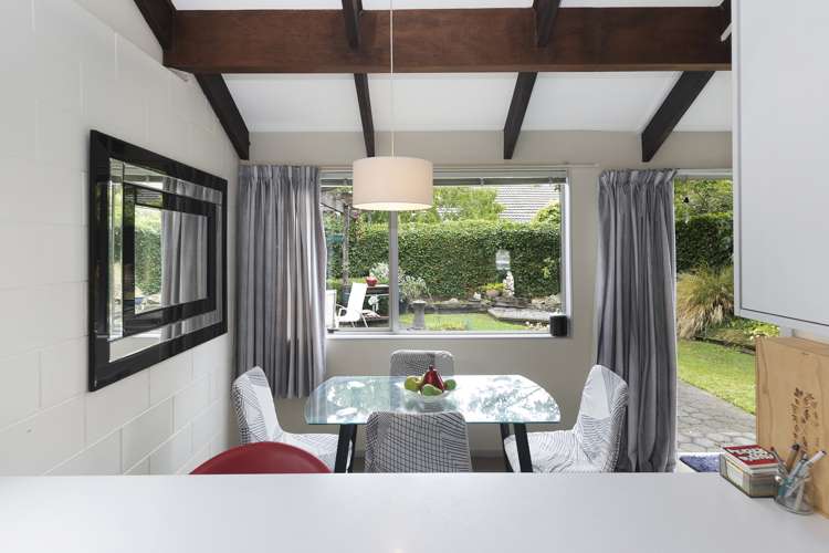 8b Hilldale Place Hillsborough_6