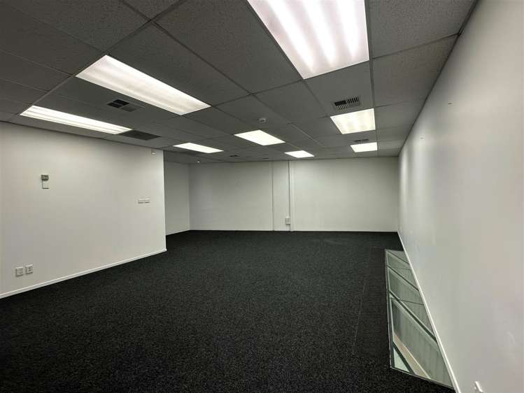 2/322 New North Road Kingsland_5