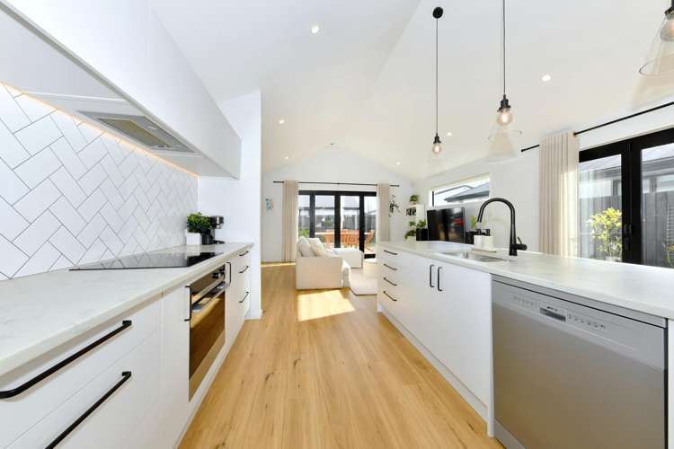 15 Colin Laloli Place Wigram_6
