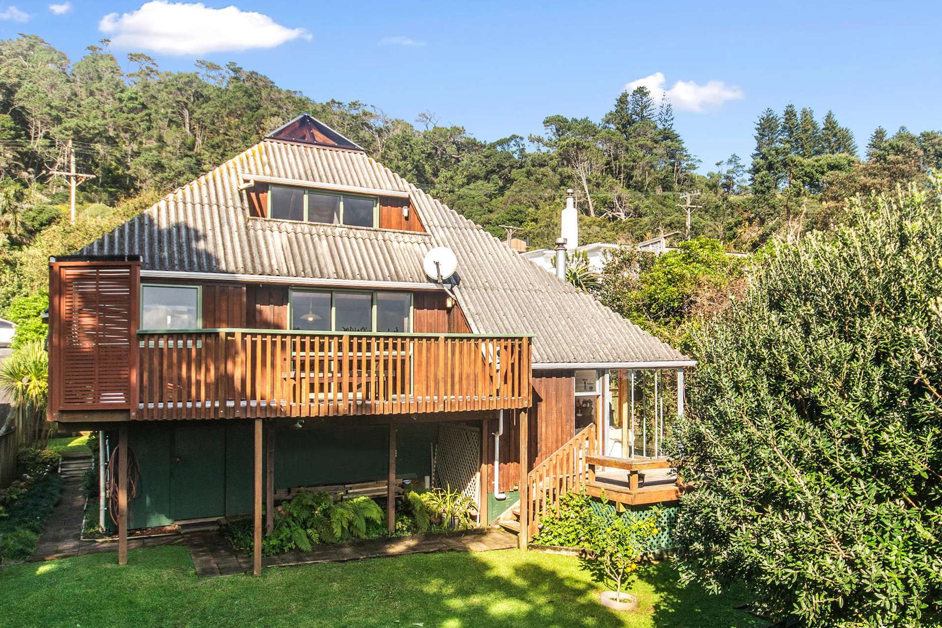 15 Domain Crescent Muriwai_0