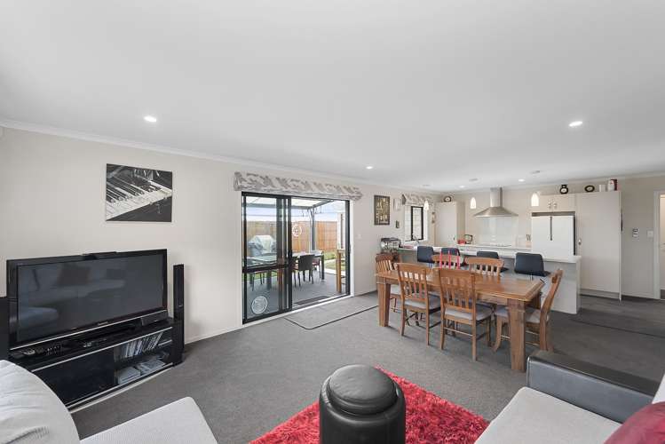 4 Patatee Terrace Baverstock_23