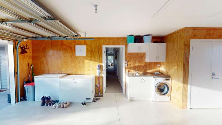 82 Willoughby Street Halcombe_12