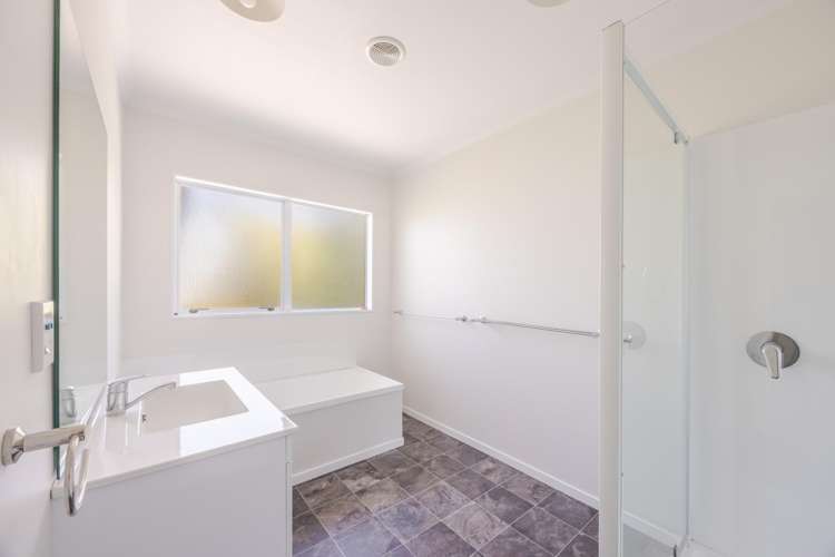 214 Clinton-Makaretu Road Ashley Clinton_14