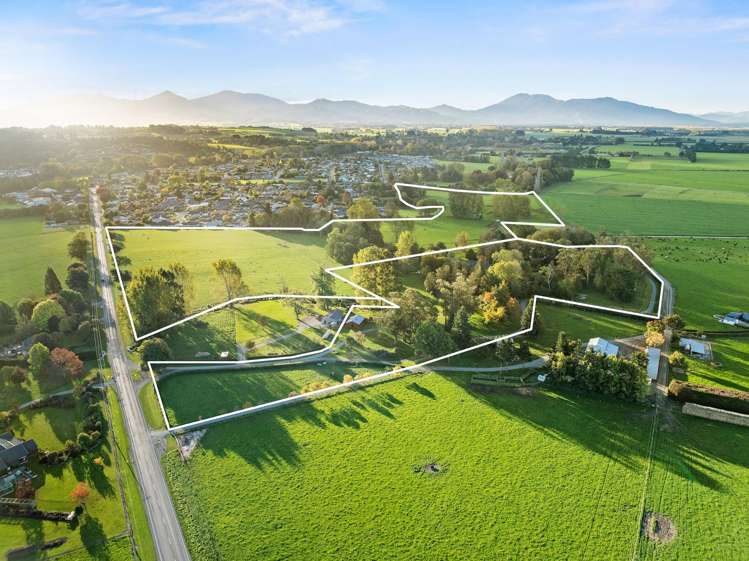 584 Orari Station Road_0