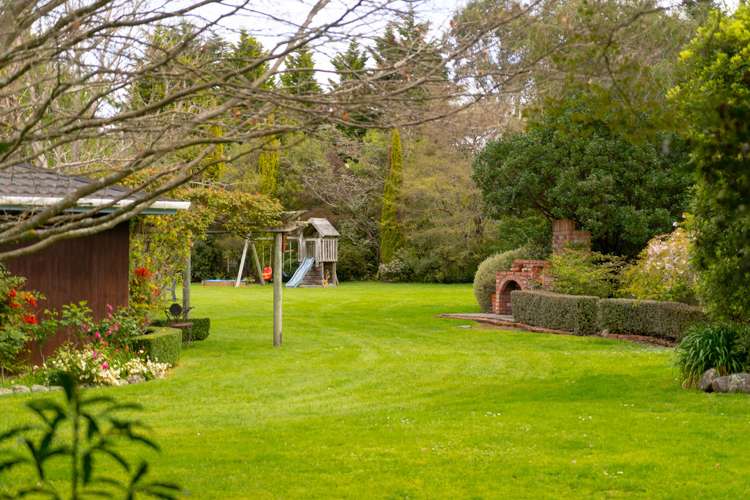 54 Tararua Drive Upper Plain_23