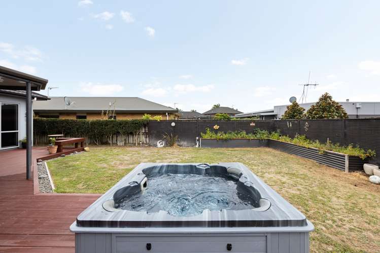 13 Palliser Drive Huntington_21