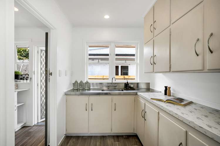 3/10 Sutherland Road Point Chevalier_2