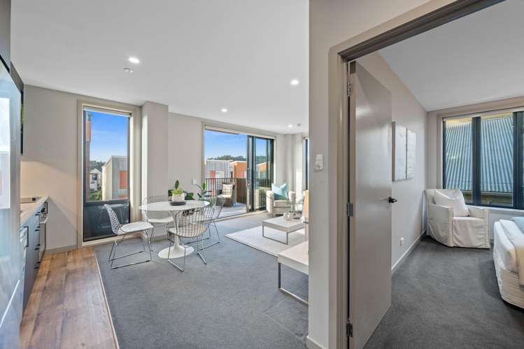 202/2 Launch Road Hobsonville Point_16
