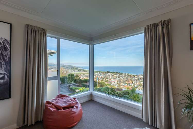 157 Easther Crescent Kew_15