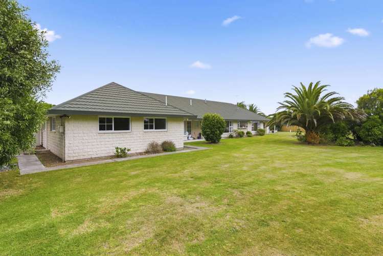 4 Lakewood Grove Levin_37