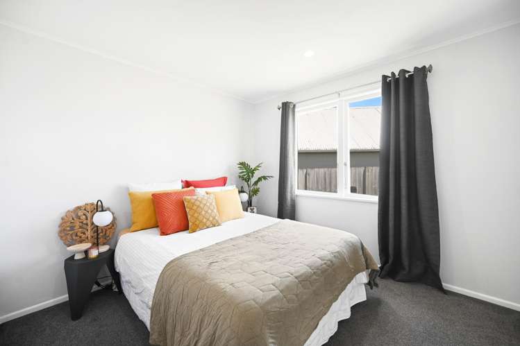 56 Southsea Crescent Silverdale_10