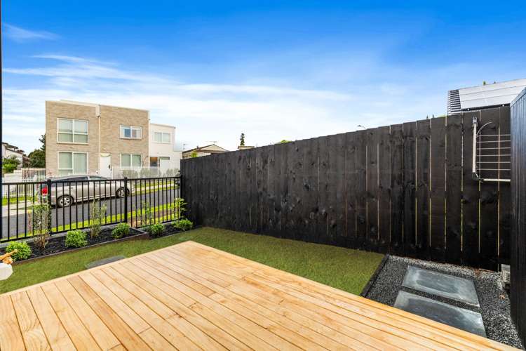 3A, 3B and 3D Towra Place Botany Downs_30