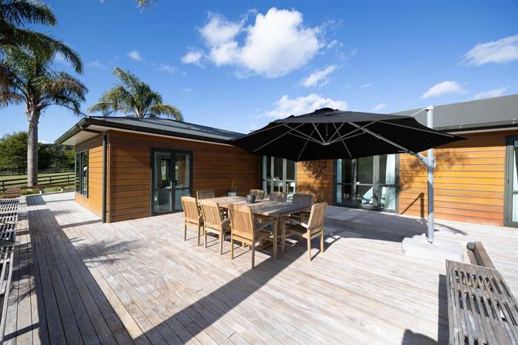 883 Peak Road Waimauku_32