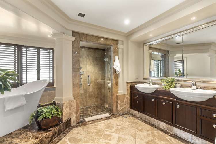 84 Paritai Drive Orakei_21