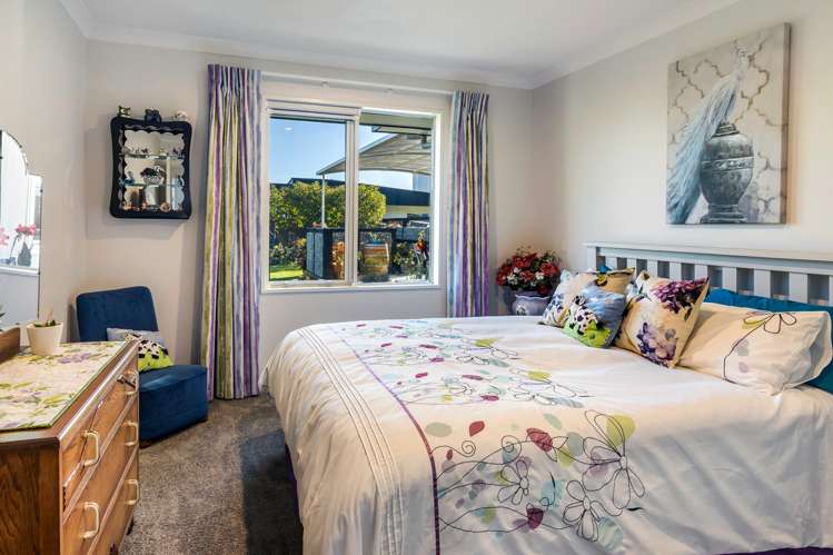 10 Harold Place Stoke_14