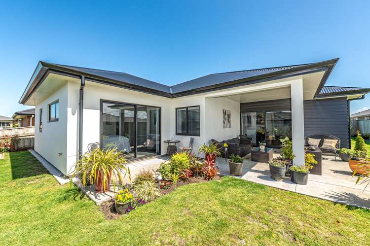 4 Simon Street Tawhero_23
