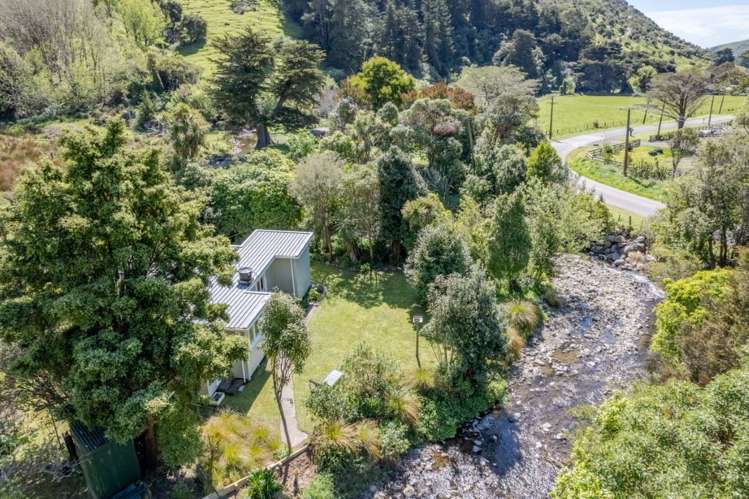 7 Factory Road Little Akaloa_6