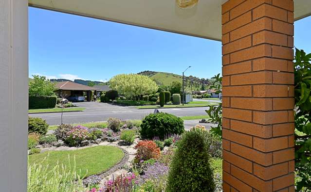 72 Hetley Crescent Taradale_2