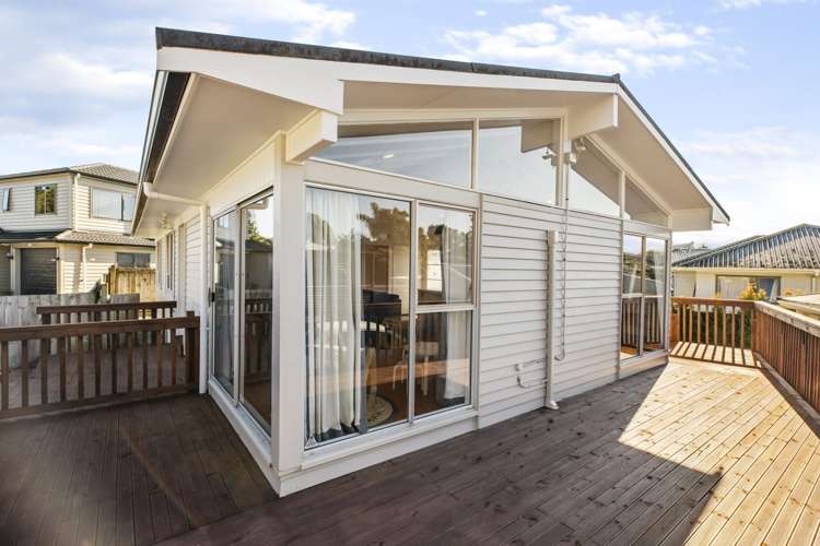 17 Newland Grove Henderson_9