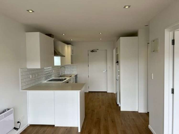 C13/71 Spencer Road Oteha_2