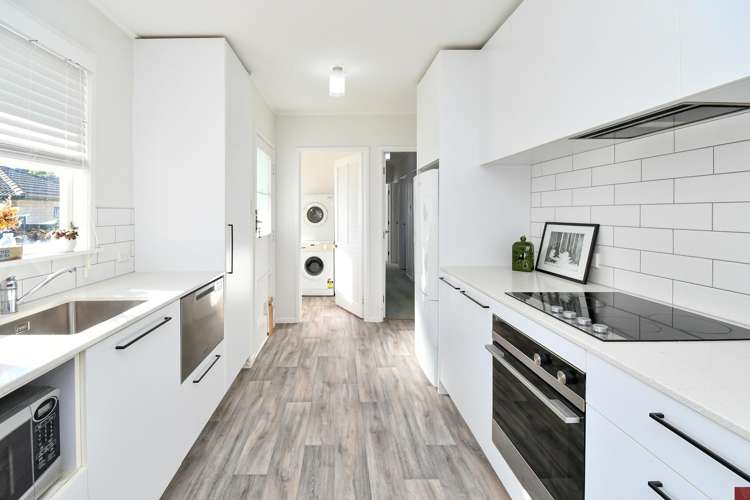 5 Grimshaw Place Henderson_13