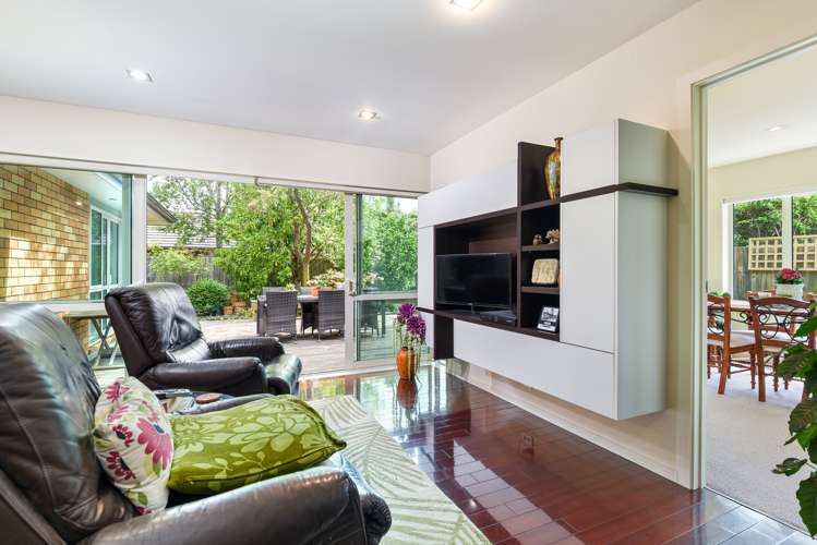 32 Carroll Place Owhata_9