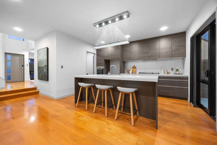 7 Eastreef Court Long Bay_9