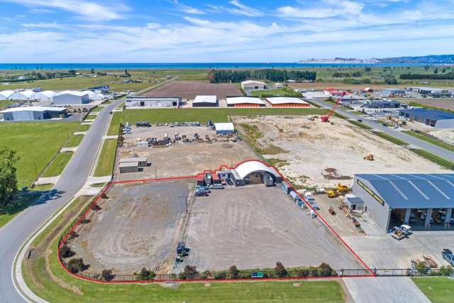 Industrial returns with dual tenancy