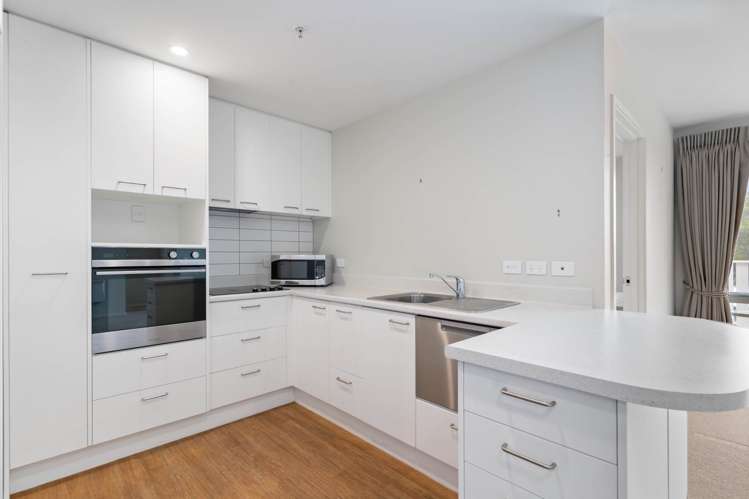 207/21B Swanson Road_5