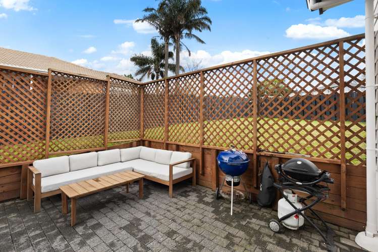 1/42 Lexington Drive Botany Downs_24