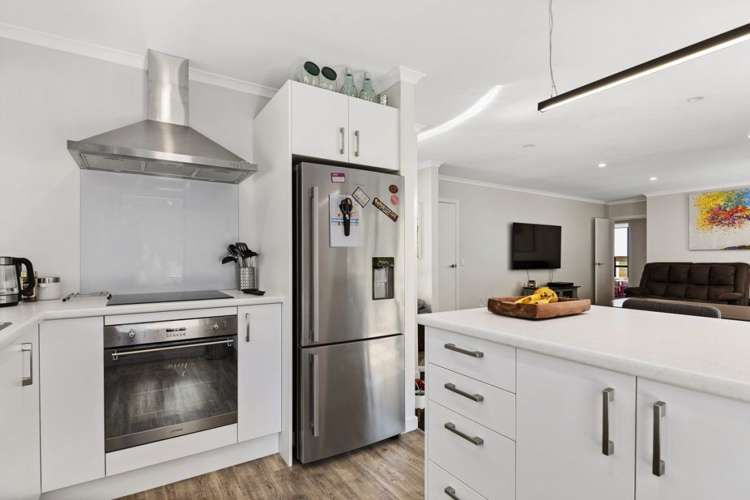 57 Montebello Avenue Stoke_5