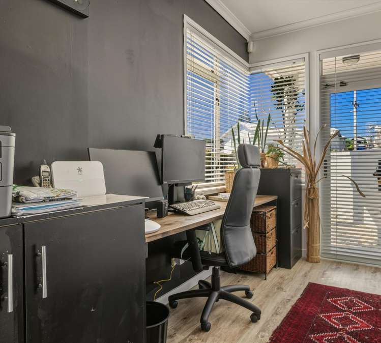 198 Oceanbeach Road Mt Maunganui_21